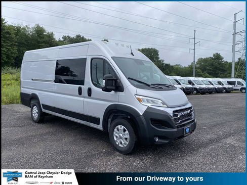 Used 2025 RAM ProMaster 3500 w/ Quick Order Package 22H SLT+ FWD image 1