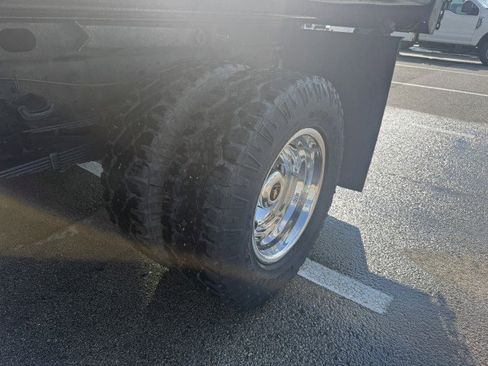 Used 2006 Ford F350 XL image 14