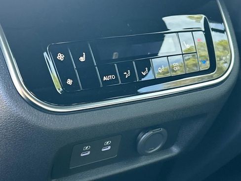 New 2026 Nissan Armada Platinum Reserve w/ Accent Package AWD/4WD image 23