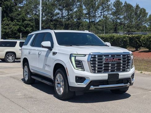 Used 2025 GMC Yukon Denali AWD/4WD image 6