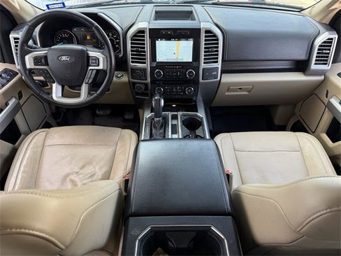 Used 2016 Ford F150 Lariat image 13