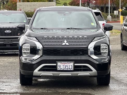 Used 2024 Mitsubishi Outlander SE image 9