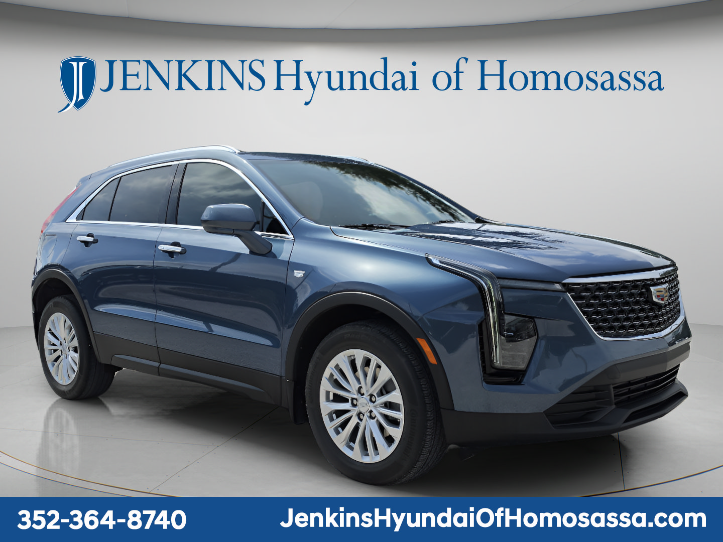 Used 2024 Cadillac XT4 Luxury FWD image 12