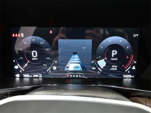 Used 2024 GMC Canyon Denali w/ LPO, Denali Black Edition image 6