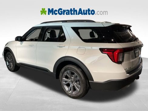 New 2026 Ford Explorer Active w/ Active Comfort Package image 5