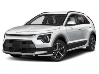 Used 2023 Kia Niro LX video 1