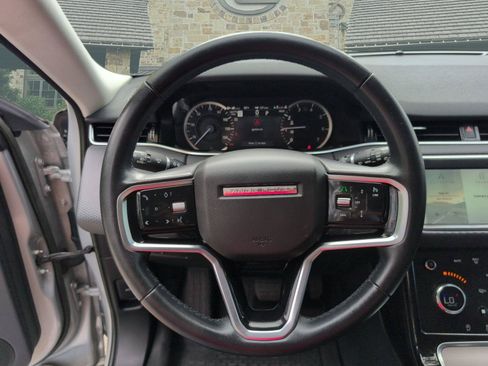 Used 2023 Land Rover Range Rover Evoque S AWD/4WD image 9