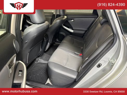 Used 2013 Toyota Prius Four w/ Deluxe Solar Roof Pkg FWD image 48