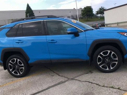 Used 2020 Toyota RAV4 Adventure image 4