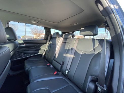 Used 2023 Hyundai Santa Fe SEL w/ Premium Package image 23