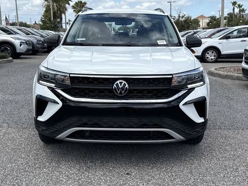 Used 2023 Volkswagen Taos S w/ Driver Assistance Package FWD image 9