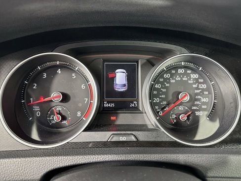 Used 2016 Volkswagen GTI S FWD image 16