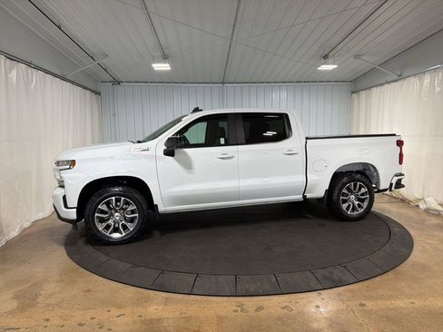 Certified 2022 Chevrolet Silverado 1500 RST w/ Z71 Off-Road Package AWD/4WD image 2