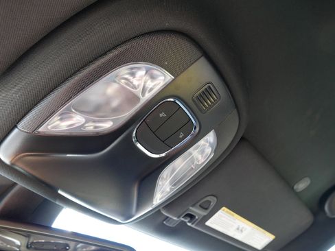 Used 2023 Jeep Compass Sport image 32