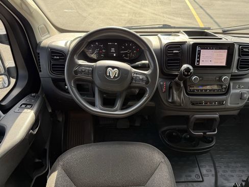 Used 2023 RAM ProMaster 3500 w/ Driver Convenience Group image 17