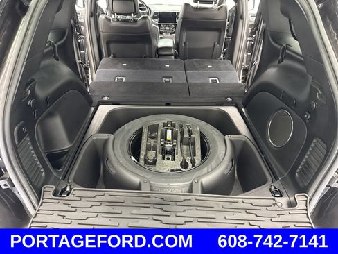 Used 2021 Jeep Grand Cherokee Limited w/ Luxury Group II AWD/4WD image 41