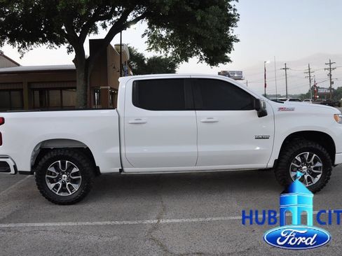 Used 2022 Chevrolet Silverado 1500 RST w/ Texas Edition Plus AWD/4WD image 6