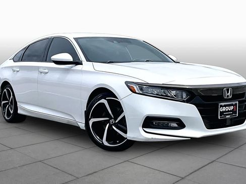 Used 2020 Honda Accord Sport image 3
