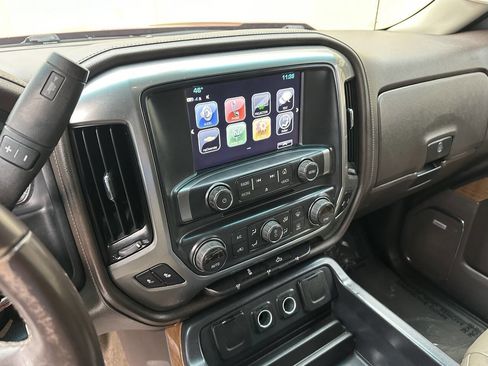 Used 2017 Chevrolet Silverado 1500 LTZ image 19