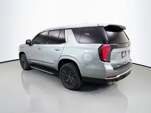 Used 2025 Chevrolet Tahoe Premier AWD/4WD image 5