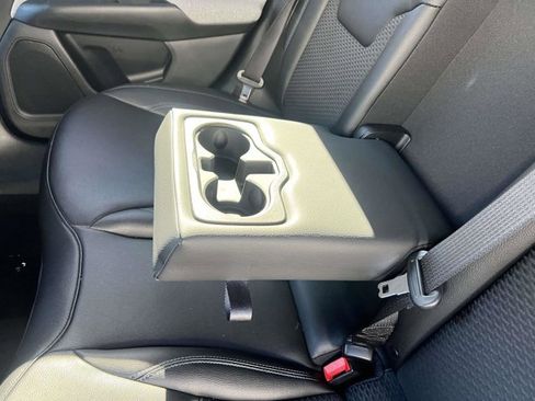 Certified 2024 Jeep Compass Latitude image 10