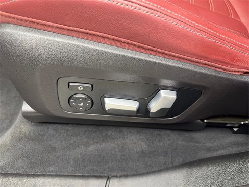 Used 2022 BMW X4 M40i image 31