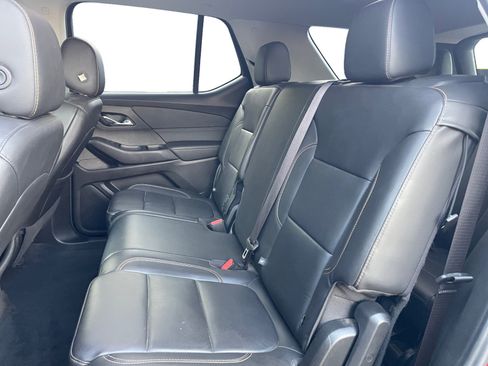 Used 2021 Chevrolet Traverse LT w/ LT Premium Package image 13