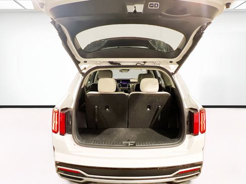 Used 2021 Kia Sorento SX image 19