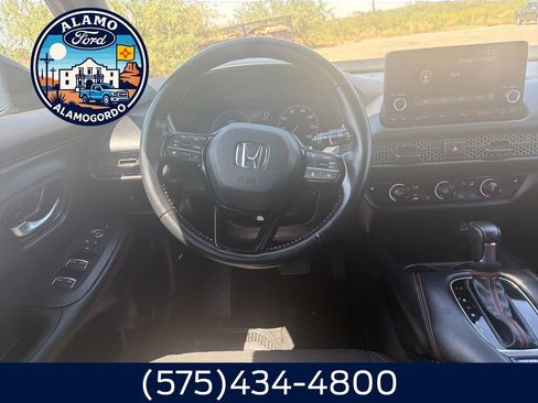 Used 2025 Honda HR-V Sport image 13