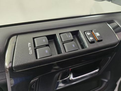 Used 2023 Toyota 4Runner TRD Off-Road Premium AWD/4WD image 24