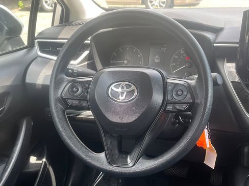 Used 2024 Toyota Corolla LE FWD image 19