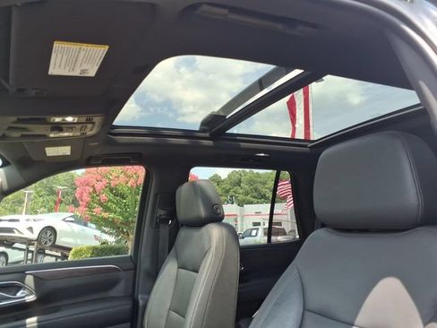 Used 2021 Chevrolet Tahoe Z71 AWD/4WD image 16
