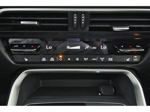 Used 2025 MAZDA CX-90 3.3 Turbo w/ Preferred Package image 26