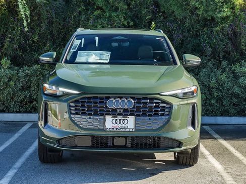 New 2025 Audi Q5 Premium Plus image 2