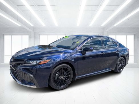 Used 2021 Toyota Camry XSE w/ Navigation Package FWD image 7