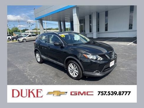 Used 2019 Nissan Rogue Sport SV w/ All-Weather Package AWD/4WD image 1