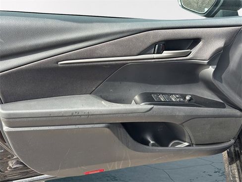 Used 2025 Toyota Camry LE image 19