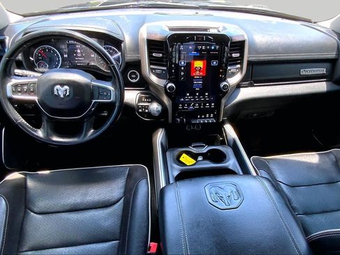 Used 2022 RAM 1500 Laramie AWD/4WD image 16