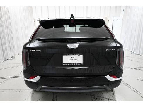New 2026 Cadillac Optiq Luxury 2 AWD/4WD image 6
