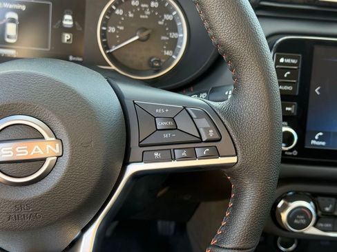 New 2025 Nissan Versa SR w/ Trunk Package image 8