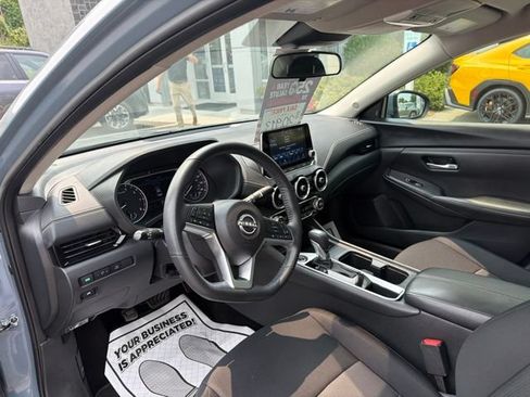 Used 2024 Nissan Sentra SV w/ All-Weather Package FWD image 4