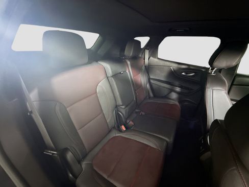 Used 2023 Chevrolet Blazer RS w/ Enhanced Convenience Package image 27