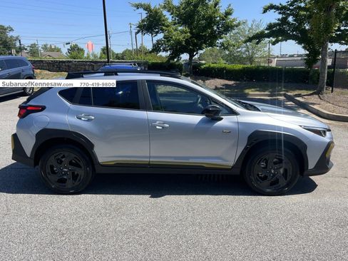 Used 2024 Subaru Crosstrek 2.5i Sport AWD/4WD image 9