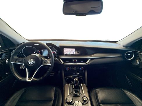 Used 2018 Alfa Romeo Stelvio Ti AWD/4WD image 23