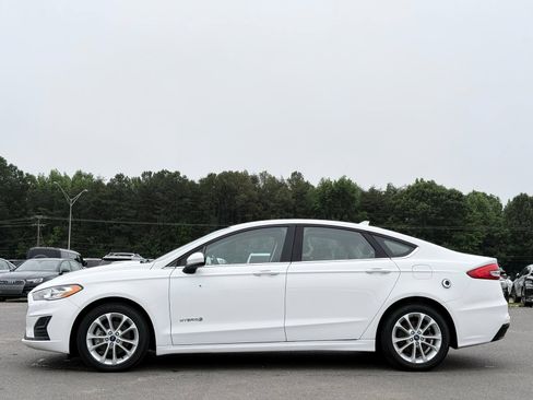 Used 2019 Ford Fusion SE FWD image 9
