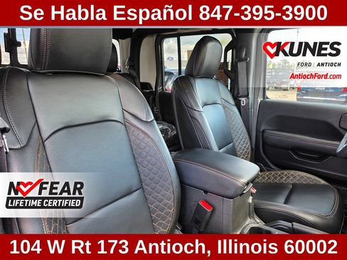 Used 2023 Jeep Gladiator Overland AWD/4WD image 36