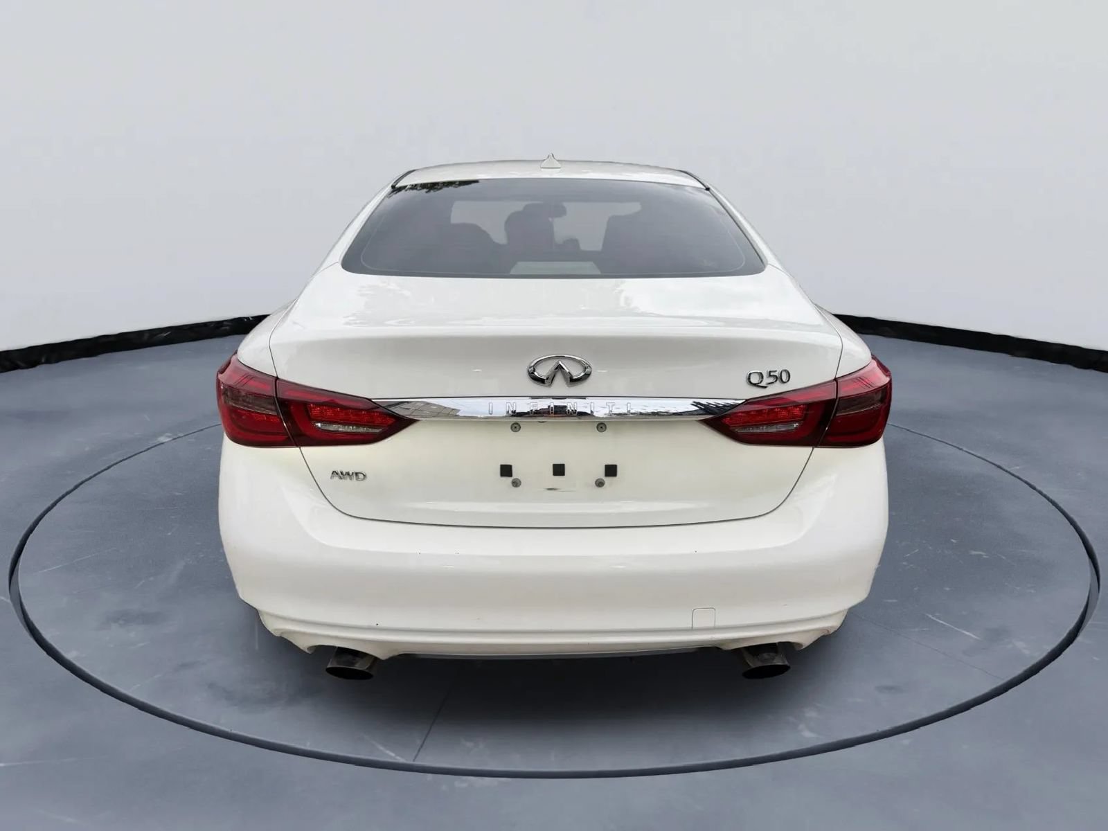 Used 2018 INFINITI Q50 Luxe AWD/4WD image 5