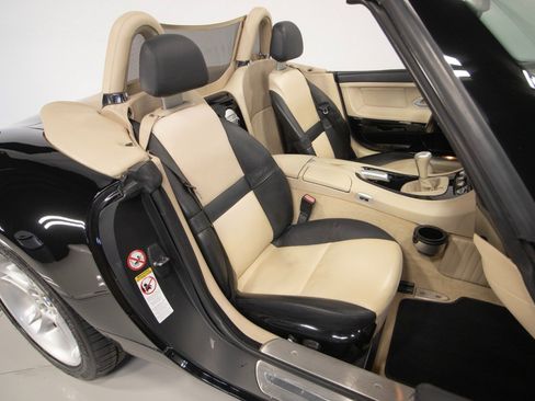 Used 2000 BMW Z8 RWD image 49