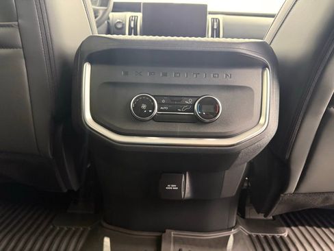 New 2025 Ford Expedition Max Active image 33