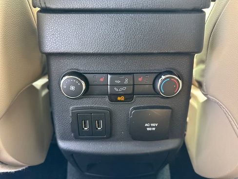 Used 2016 Ford Explorer Limited w/ Equipment Group 301A AWD/4WD image 22